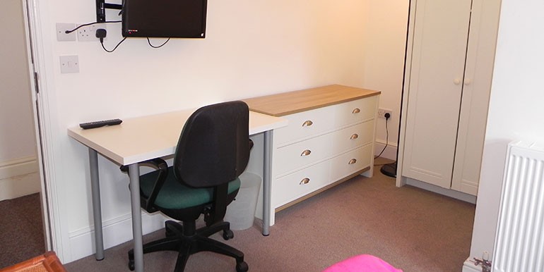 7-Beech-Grove-Apt-1-std